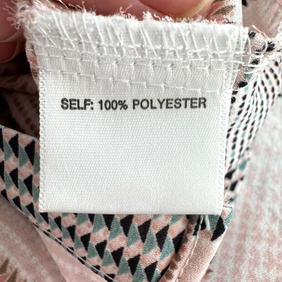 Rose + Olive Womens Button Front Shirt Top Size 2X Chiffon Geo Plaid Flowy Pink - Picture 5 of 7